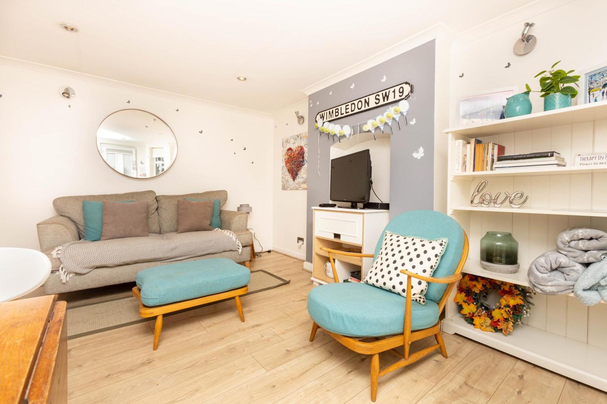 Apartment Stunning, Stylish Garden Flat In The Heart Of Wimbledon London