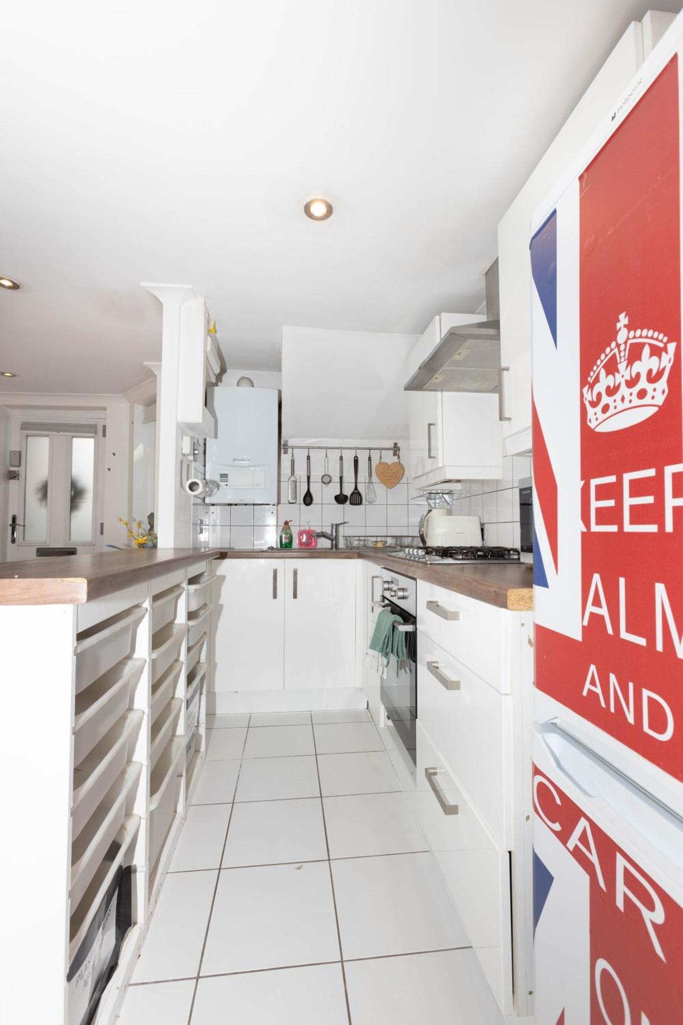 Stunning, Stylish Garden Flat In The Heart Of Wimbledon * London